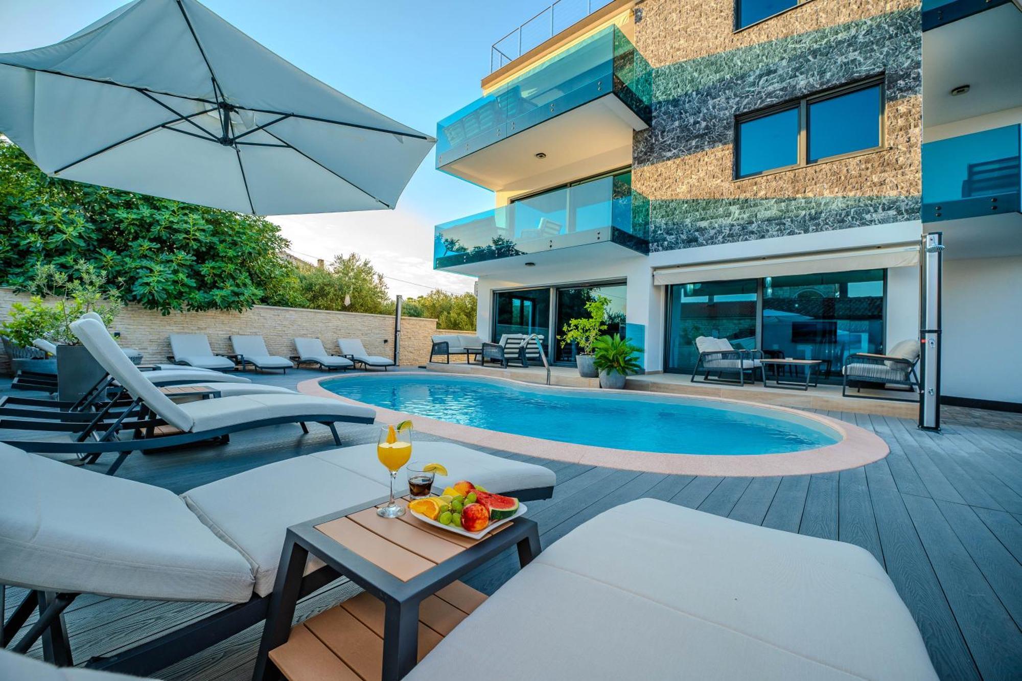 Luxury Apartments Vilamaloca Vir Esterno foto